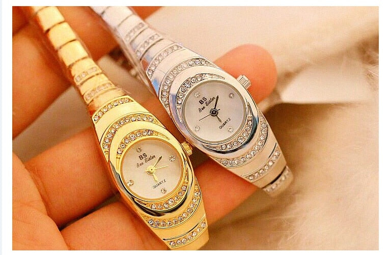 Elegant Charm Women's Bracelet Watch